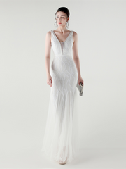 V-neck Sleeveless Sequin Mesh Backless Bridal Dress GM90173