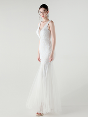 V-neck Sleeveless Sequin Mesh Backless Bridal Dress GM90173
