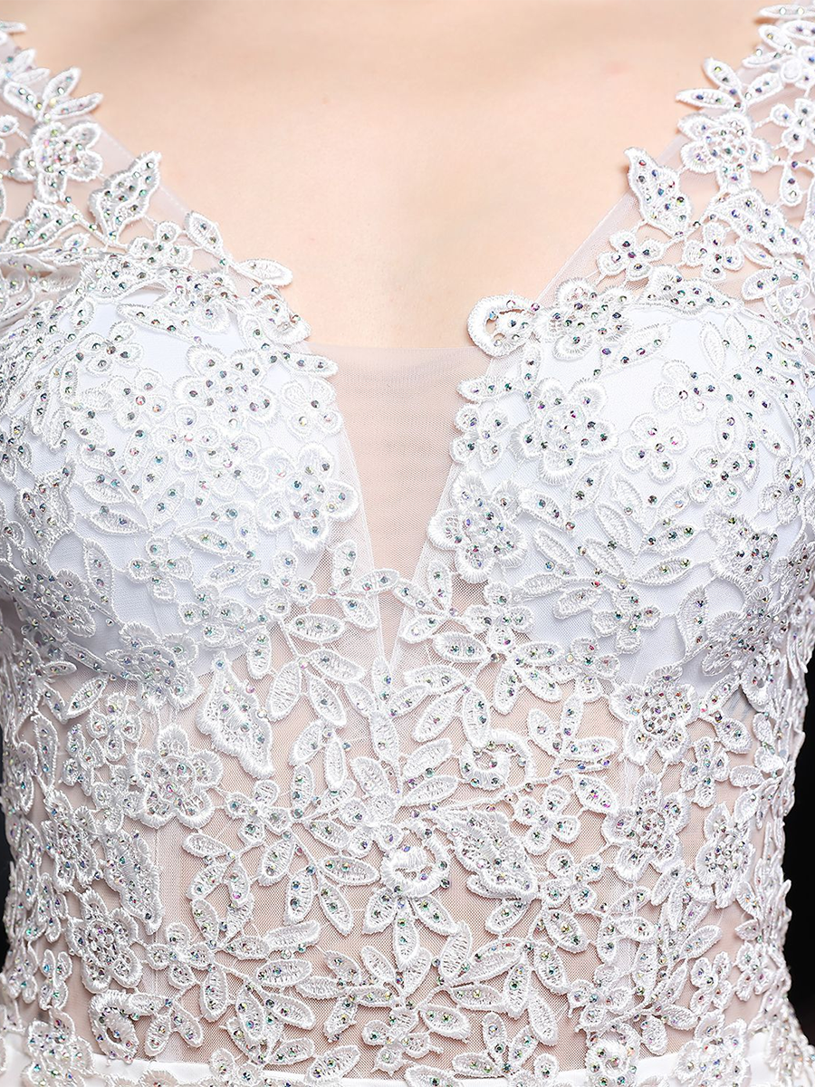 Long Sleeve Lace Elegant Bridal Dress M01592