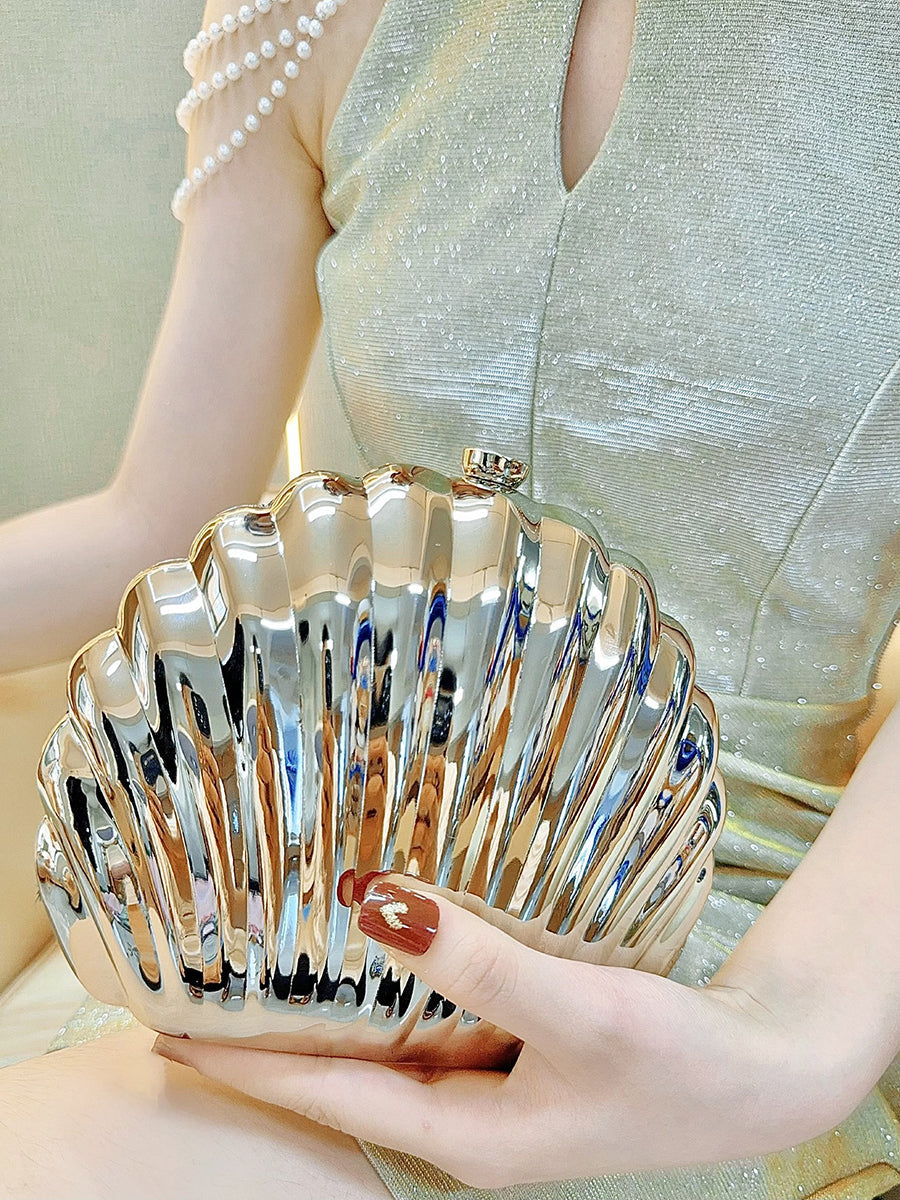 Gold Shell Shaped Clutch Bag MNBF129