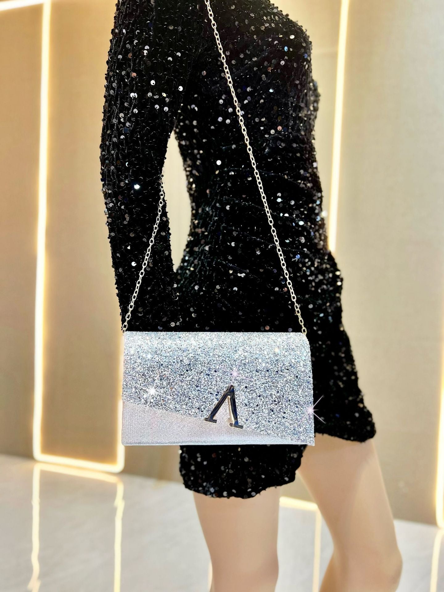 V-Shaped Metal Glitter Clutch MNBF135
