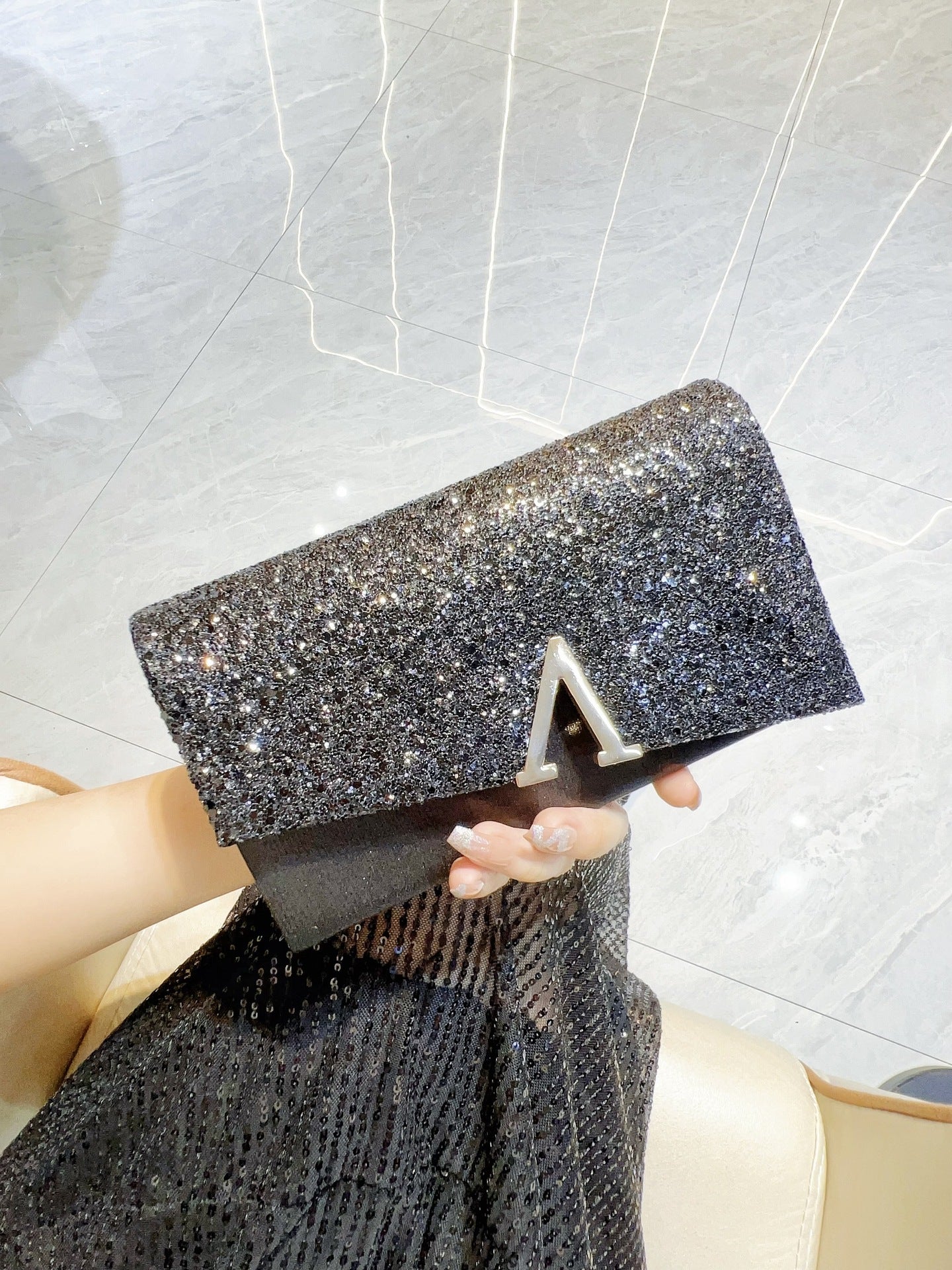 V-Shaped Metal Glitter Clutch MNBF135