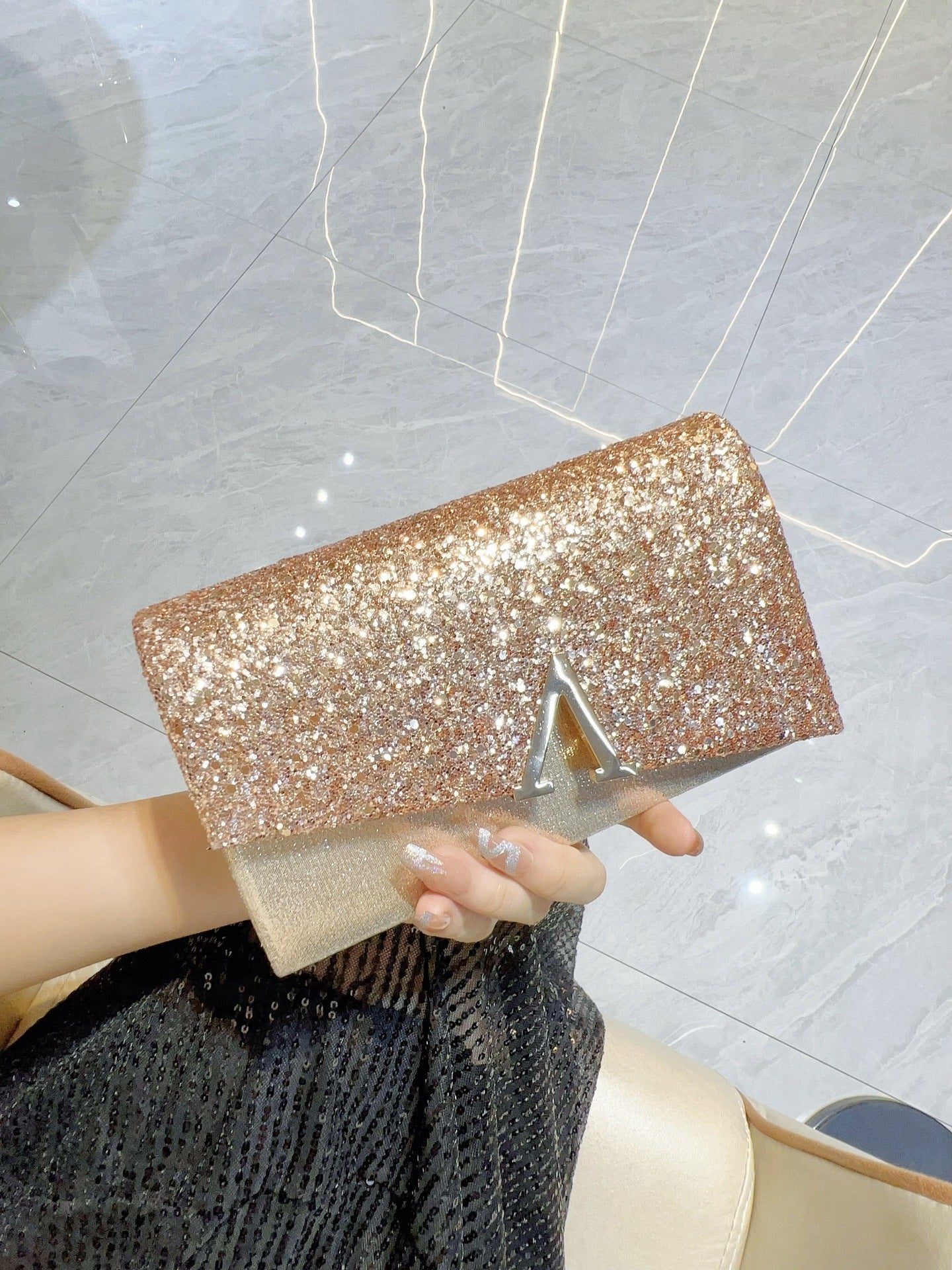 V-Shaped Metal Glitter Clutch MNBF135