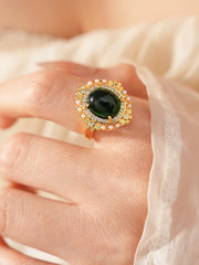 Vintage Emerald Green Crystal & Pearl Halo Ring MOZ1019