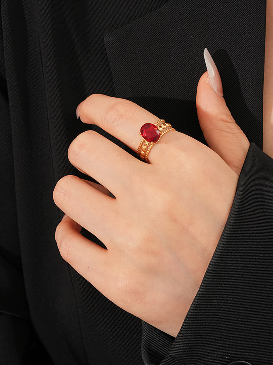 Red Crystal Twisted Chain Gold Ring MOZ1020