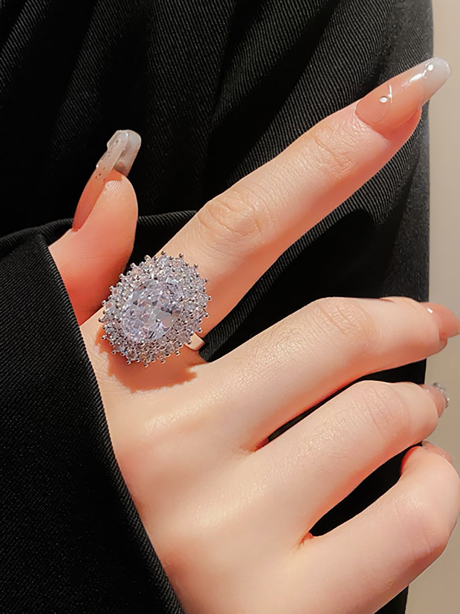 Oval Crystal Cluster Gold Ring MOZ1022